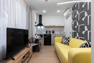 Televisión LED 32 pulgadas con canales de televisión digitales