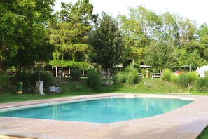Seasonal outdoor pool - Appartamento Scuderia Del Borgo (Monteleone d'Orvieto)