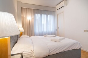 2 bedrooms, WiFi, bed sheets
