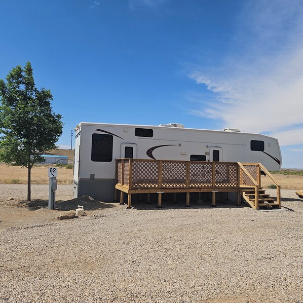 Exterior - Ballard RV Park and cabin rentals (Thompson Springs)