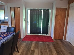 4 bedrooms, iron/ironing board, WiFi, bed sheets - 4-BEDROOM APARTMENT FOR ALL-INCLUSIVE WORKERS | 5 MN PONT LAVIOLETTE  (Trois-Rivières)