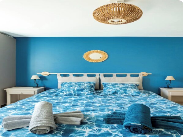 2 bedrooms, iron/ironing board, travel crib, free WiFi - Atypical gîte Les Epinettes, 10 minutes from the beach in the Baie de Somme (Cayeux-sur-Mer)