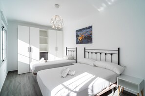 3 dormitoris, planxa i posts de planxar, wifi gratuïta i roba de llit 