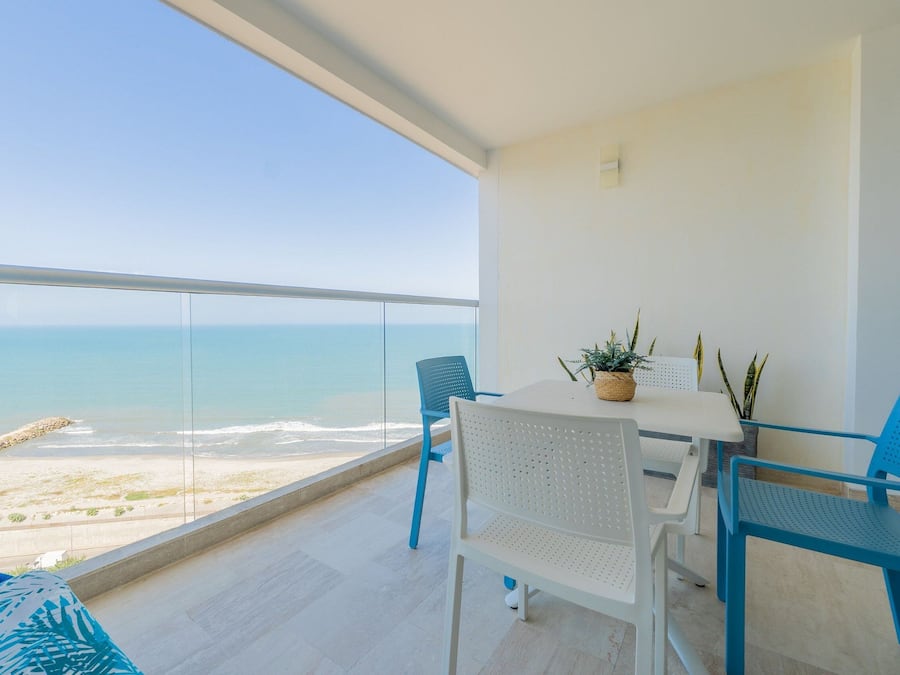 Apartamento conforto | Opções para refeição ao ar livre