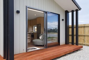 Terrace/patio - Longview Luxe Retreat (Lake Hāwea)