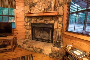 Interior - Whispering Woods Studio Cabin, designed for just 2 people, 1 bed type, sleeps 2. (Broken Bow)