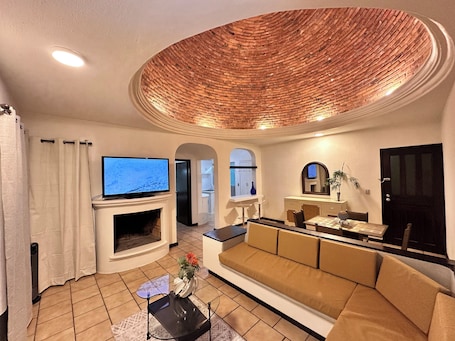 Smart TV. Nice small apartment with fast WiFi in Chapala