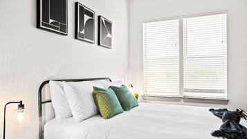 1 Schlafzimmer, Schreibtisch, Bügeleisen/Bügelbrett, WLAN