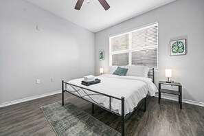 2 bedrooms, iron/ironing board, WiFi, bed sheets