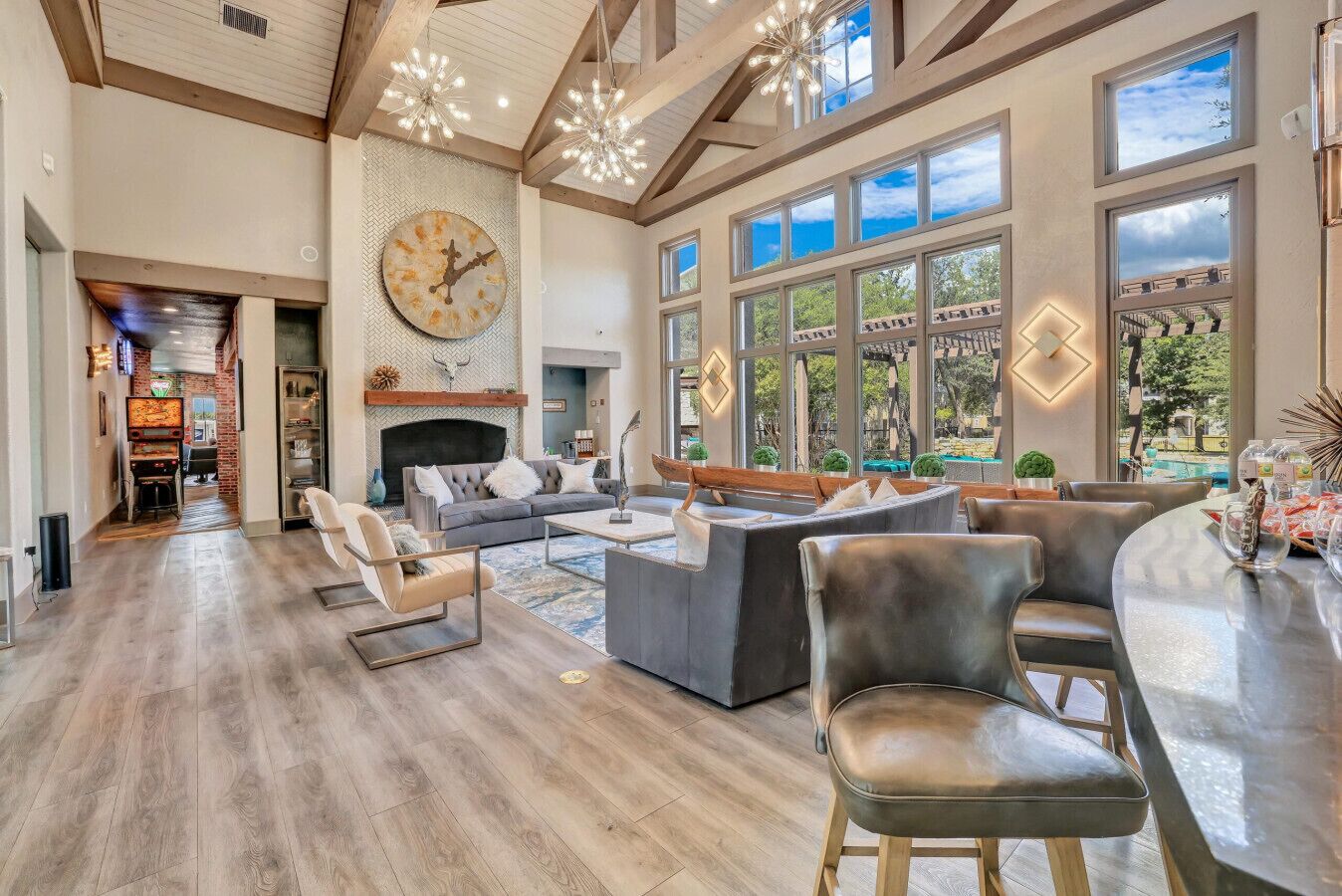 Televisión, chimenea