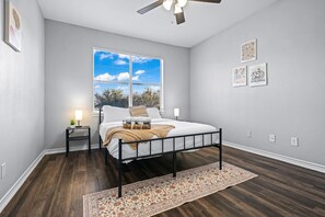 2 bedrooms, iron/ironing board, WiFi, bed sheets