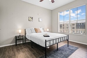 2 bedrooms, iron/ironing board, WiFi, bed sheets