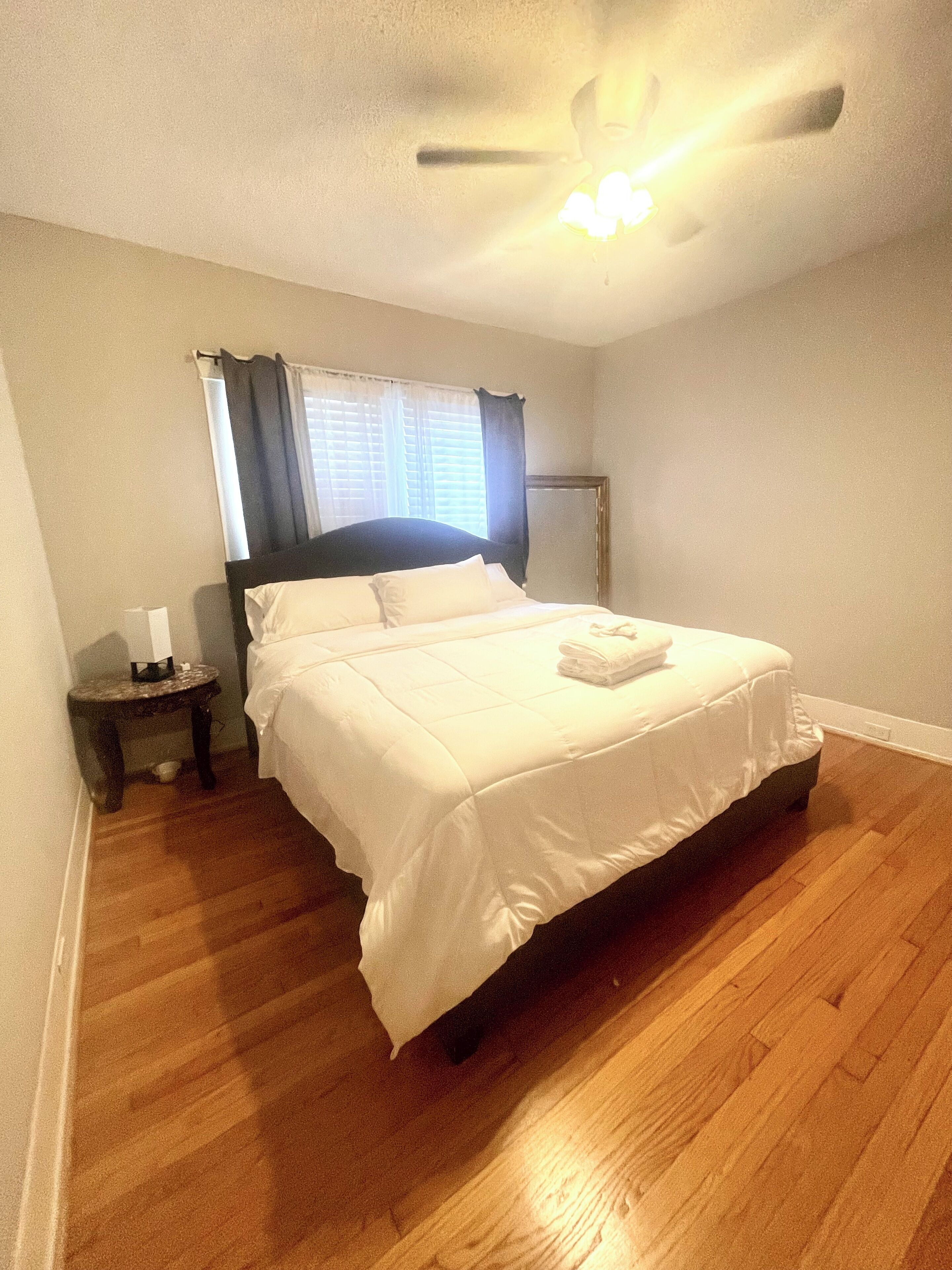 2 Schlafzimmer, Bügeleisen/Bügelbrett, WLAN, Bettwäsche