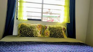 WiFi, bed sheets