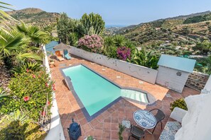 Pool - Holiday Home 'La Alamea' with Sea View, Private Pool and Wi-Fi (Almuñecar)