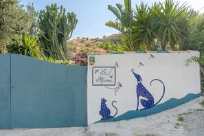 Exterior detail - Holiday Home 'La Alamea' with Sea View, Private Pool and Wi-Fi (Almuñecar)