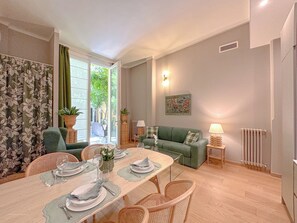 Dining - Cirillo Luxury Suite 16 - 3 min dall'Arco della Pace (Milano)