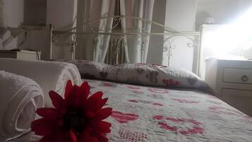 3 chambres, fer et planche Ă repasser, Wi-Fi gratuit, draps fournis