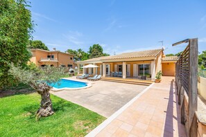 Exterior - Holiday Home 'Ramón' with Private Pool, Wi-Fi and Air Conditioning (Palma)