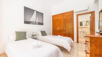 3 quartos, ferros/tábuas de passar roupa, Wi-Fi de cortesia