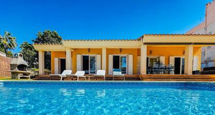Maison de vacances 'Ramón' avec piscine privée, Wi-Fi et climatisation