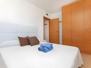 2 bedrooms, free WiFi, bed sheets