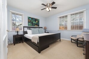 4 Schlafzimmer, Bügeleisen/Bügelbrett, Reisekinderbett, WLAN