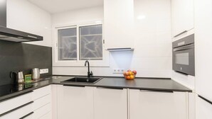 Private kitchen - El Marítimo Apartment (Cunit)