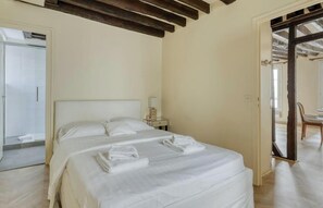 1 camera, ferro/asse da stiro, Wi-Fi gratuito, lenzuola