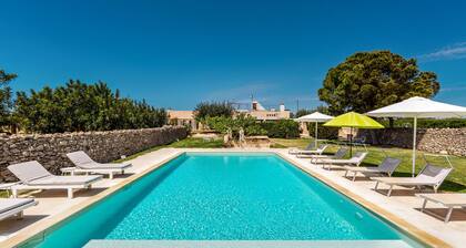 Masseria Li Capperi by Perle di Puglia