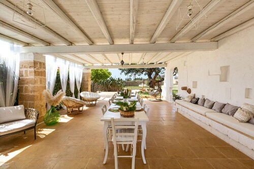 Masseria Li Capperi by Perle di Puglia