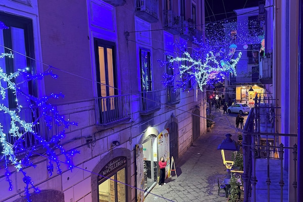 Comfort Suite, Balcony, City View | Minibar, in-room safe, desk, cribs/infant beds