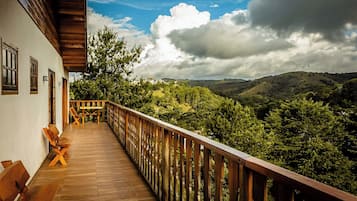 Comfort Room, Mountain View | Balcony view