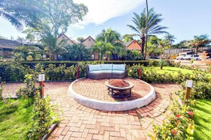 Exterior - Mozza Beach Resort (York)