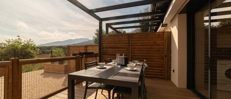 屋外ダイニングエリア