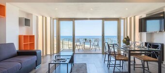 SEA-VIEW RETREAT 2 !