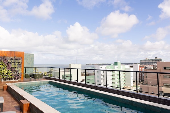 Indoor pool, pool loungers