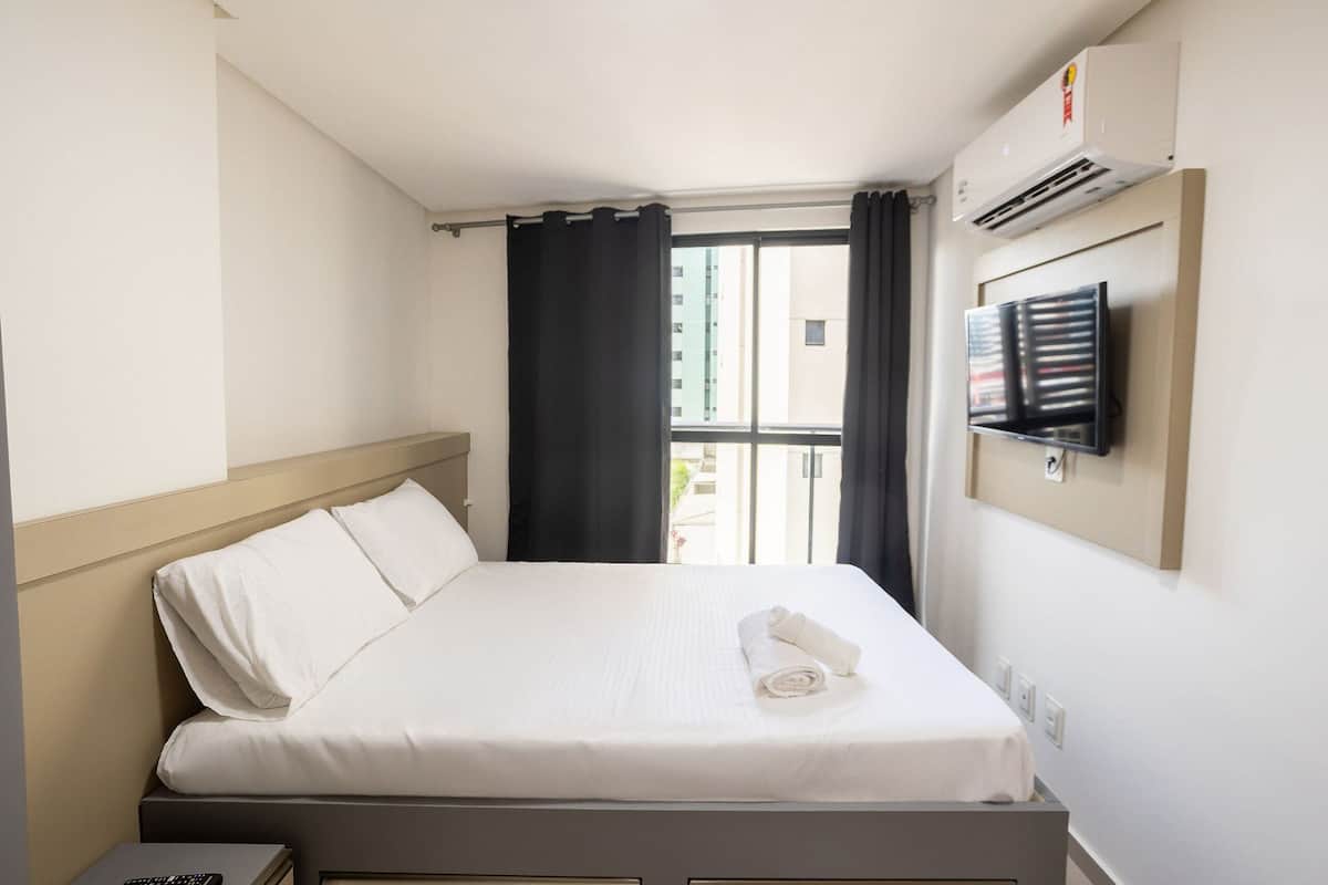 LÀgenhet Deluxe | 2 sovrum, gratis wi-fi och sÀngklÀder