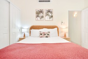 3 bedrooms, iron/ironing board, travel crib, free WiFi