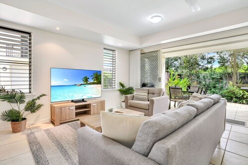 Luxury Retreat in Cairns North