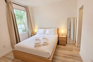 1 bedroom, desk, iron/ironing board, WiFi