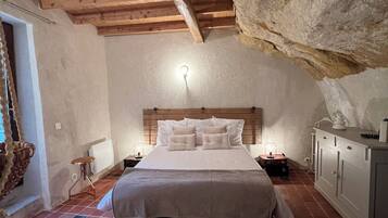 2 soverom, wi-fi og sengetĂžy