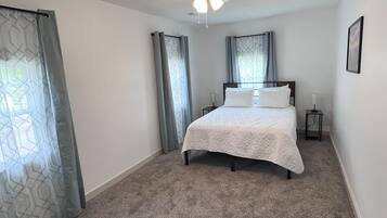 3 bedrooms, iron/ironing board, free WiFi, bed sheets