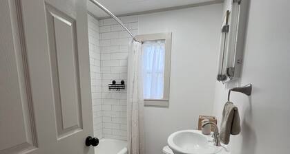 Tranquil 3-bedroom house in Lenoir City.