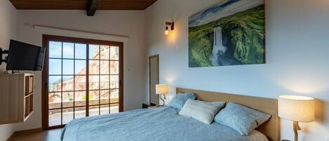 3 habitaciones, wifi gratis y ropa de cama