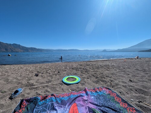 Casa Buena Vibra 3-bedroom house in gorgeous San Pedro La Laguna