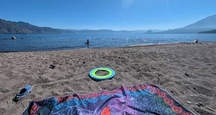 Casa Buena Vibra 3-bedroom house in gorgeous San Pedro La Laguna