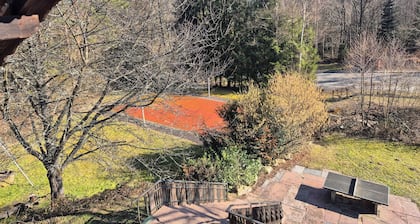 Leisure home "Wilhelm-Kiefer-Haus" with large grounds, fire pit, tennis court