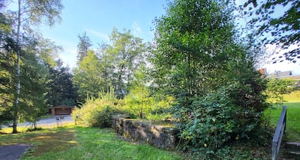 Freizeitheim "Wilhelm-Kiefer-Haus" mit großem Grundstück, Feuerstelle, Tennisplatz