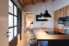 Fridge, microwave, oven, dishwasher - Country villa with pool near Noto (Noto)